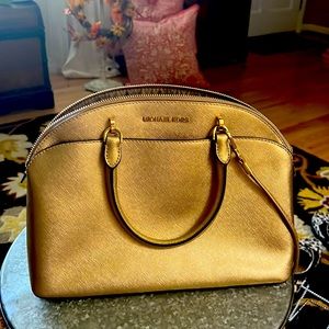 GOLD MICHAEL KORS LIKE NEW